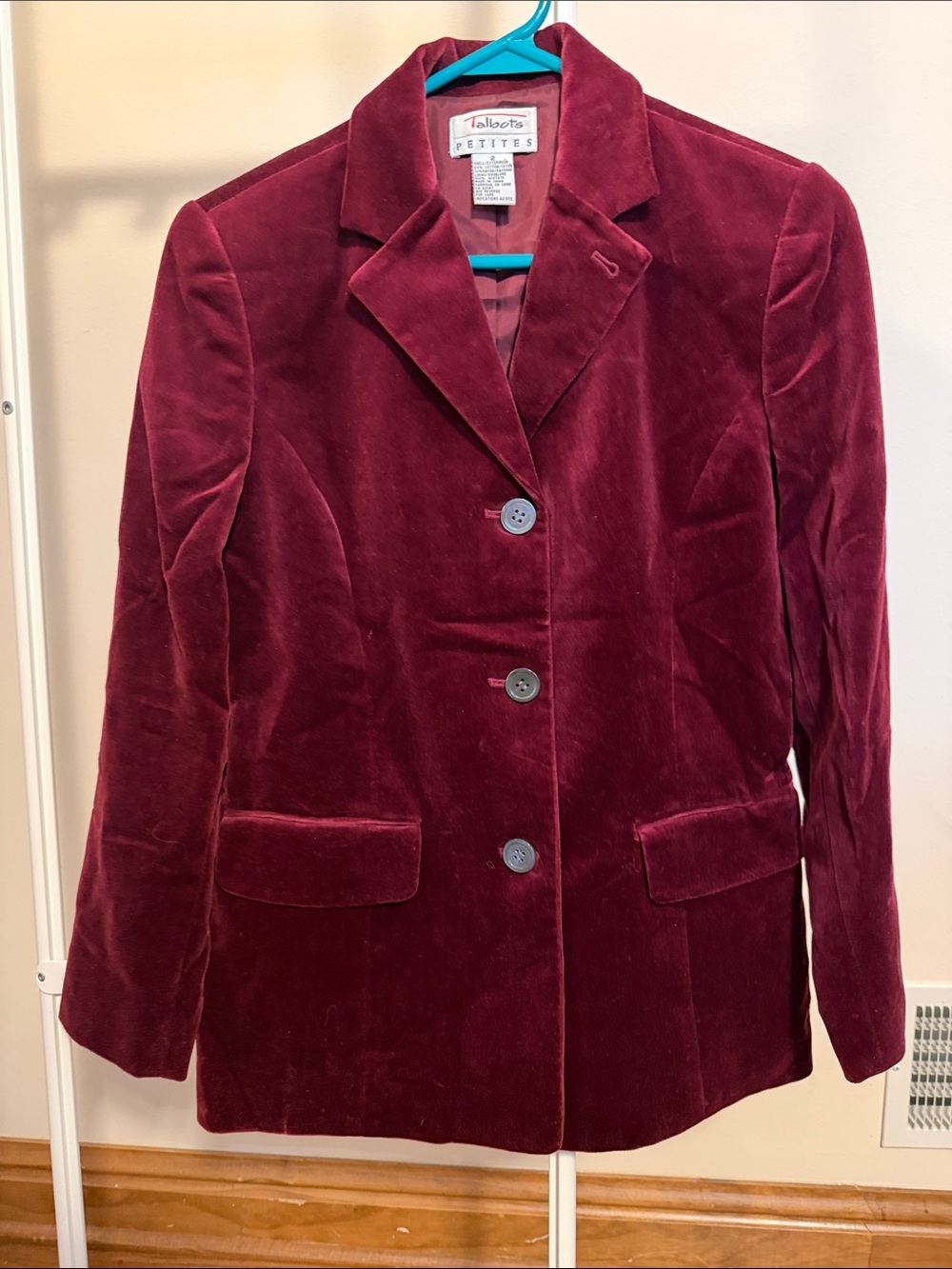 Talbots wine  velvet blazer size 2 petite  VINTAGE